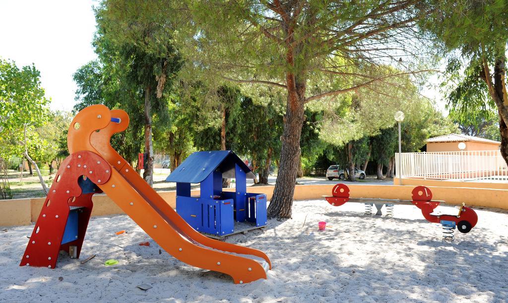 Camping Les Castors Calvi  Eksteriør billede